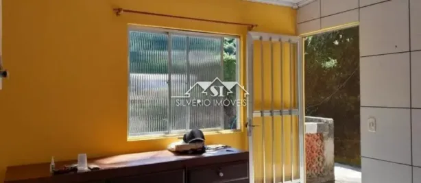 Casa com 1 Quarto para alugar, 30m² no Quarteirão Ingelheim, Petrópolis