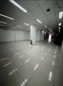 Galpão/Depósito/Armazém para alugar, 700m² no Vila Valqueire, Rio de Janeiro