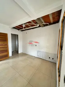 Sobrado com 2 Quartos à venda, 57m² no Vila Silveira Martins, Cachoeirinha