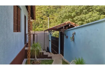 Casas à venda em Nova Friburgo, RJ - Viva Real