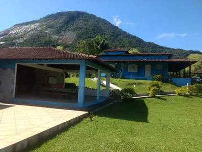 Fazenda/Sítio com 3 Quartos à venda, 1600m² no Trapiche, Macaé