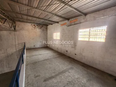 Galpão/Depósito/Armazém para alugar, 330m² no Bacaetava, Iperó