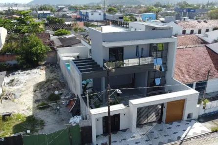 Sobrado com 3 Quartos à venda, 390m² no , Matinhos