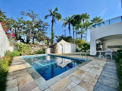 Casa com 6 Quartos para venda ou aluguel, 248m² no Balneário Praia do Pernambuco, Guarujá