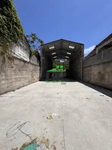 Galpão/Depósito/Armazém com 1 Quarto para venda ou aluguel, 40m² no Vila Valqueire, Rio de Janeiro