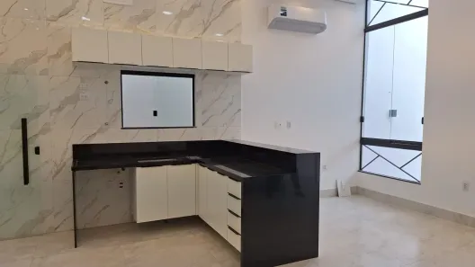 Casa com 3 Quartos para alugar, 110m² no Parque 10 de Novembro, Manaus