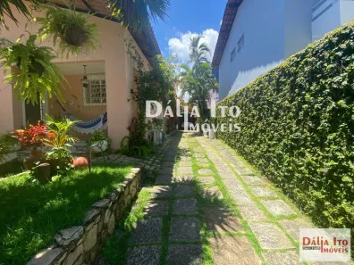 Casa com 3 Quartos à venda, 280m² no Pituba, Salvador