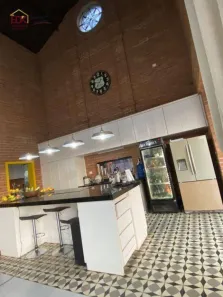 Casa de Condomínio com 3 Quartos para venda ou aluguel, 700m² no Chácaras Cataguá, Taubaté