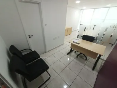 Sala Comercial para alugar, 38m² no Adrianópolis, Manaus