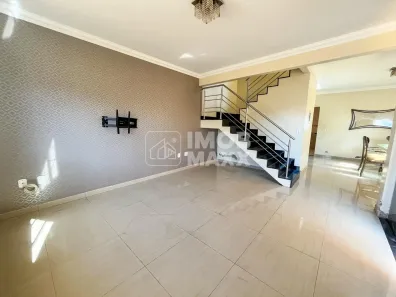 Casa com 4 Quartos à venda, 279m² no Samambaia Sul, Brasília