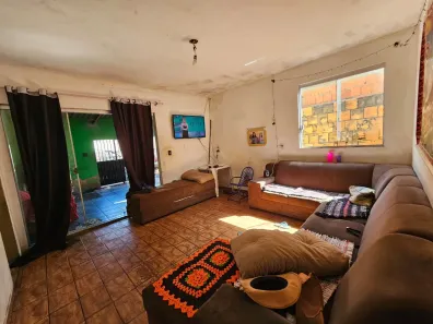 Casa com 3 Quartos à venda, 200m² no Arapoanga, Brasília