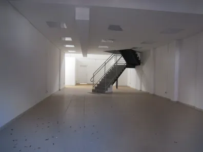 Prédio Comercial para venda ou aluguel, 1340m² no Cruzeiro, Belo Horizonte