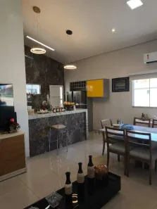 Casa de Condomínio com 3 Quartos à venda, 200m² no Vila do BEC, Timon