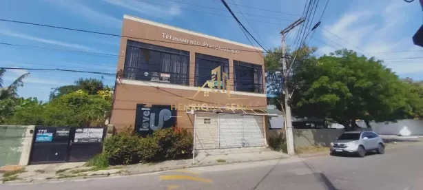 Prédio Comercial para alugar, 200m² no Centro, São Pedro da Aldeia