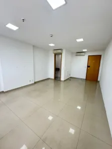 Sala Comercial para alugar, 30m² no Adrianópolis, Manaus