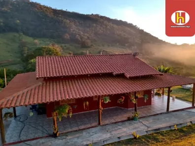 Fazenda/Sítio com 3 Quartos à venda, 70000m² no , Brumadinho