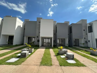 Casa de Condomínio com 2 Quartos para alugar, 60m² no Ponta Negra, Manaus