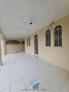 Casa com 4 Quartos à venda, 300m² no Alvorada, Manaus