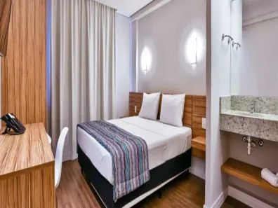 Flat com 1 Quarto à venda, 18m² no Parque Industrial Mário Bulhões, Maringá