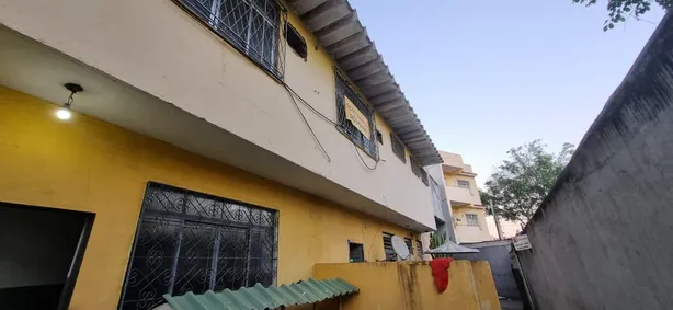 Galpão/Depósito/Armazém para venda ou aluguel, 900m² no Rocha Miranda, Rio de Janeiro