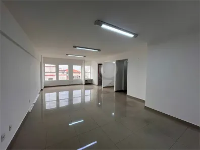 Sala Comercial para venda ou aluguel, 45m² no Embaré, Santos