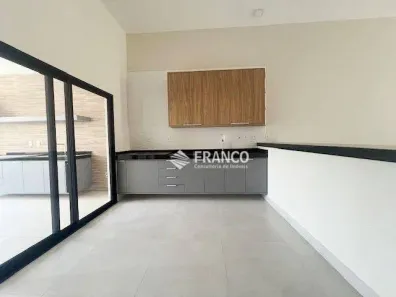 Casa de Condomínio com 3 Quartos à venda, 179m² no Castelo, Tremembé