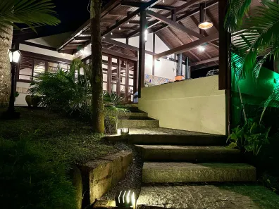 Sobrado com 4 Quartos para alugar, 320m² no Vargem Grande, Florianópolis