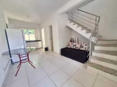 Sobrado com 2 Quartos à venda, 60m² no São Lucas, Viamão