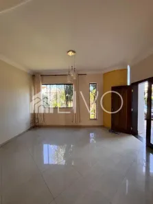 Casa de Condomínio com 3 Quartos para alugar, 330m² no Vila Costa, Taubaté
