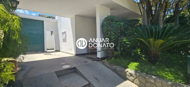 Casa com 5 Quartos à venda, 342m² no São Lucas, Belo Horizonte