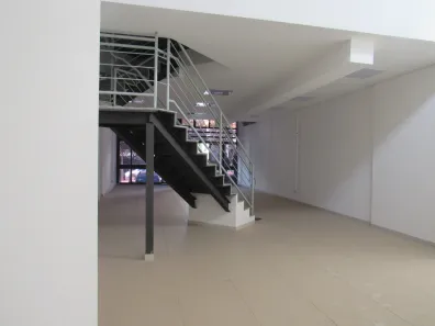 Prédio Comercial para venda ou aluguel, 1340m² no Cruzeiro, Belo Horizonte