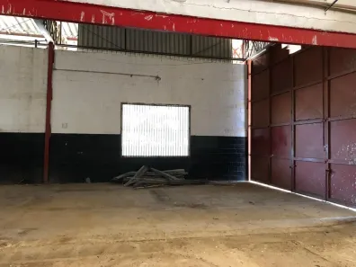 Galpão/Depósito/Armazém para venda ou aluguel, 2000m² no , Mairinque