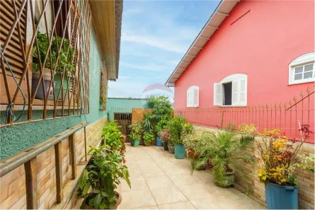 Casa com 3 Quartos à venda, 180m² no Vila Monte Carlo, Cachoeirinha