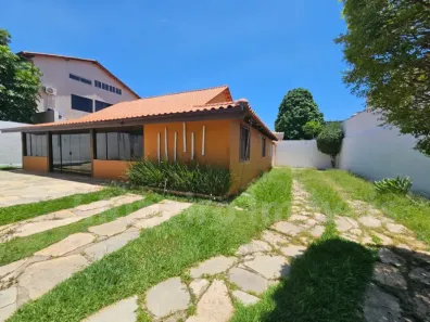 Casa com 3 Quartos para alugar, 194m² no Setor Habitacional Jardim Botânico, Brasília