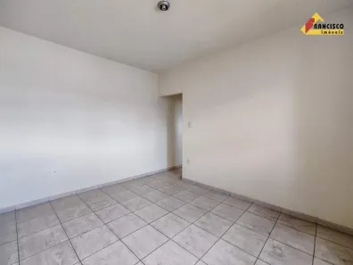 Apartamento com 2 Quartos para alugar, 70m² no São José, Divinópolis