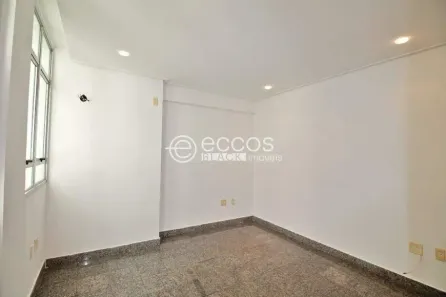 Sala Comercial à venda, 28m² no Santa Lúcia, Belo Horizonte