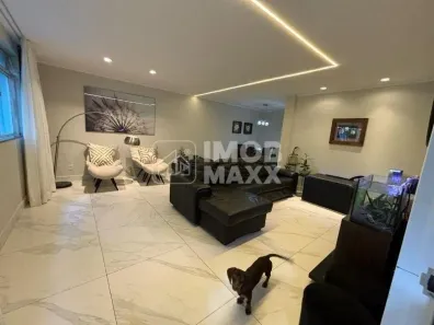 Casa com 6 Quartos à venda, 300m² no Asa Sul, Brasília