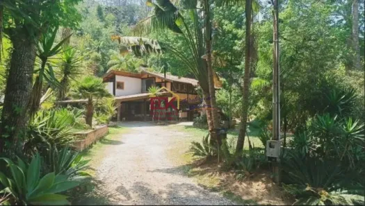 Casa com 3 Quartos para alugar, 300m² no Centro, Santo Antônio do Pinhal