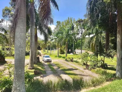 Fazenda/Sítio com 8 Quartos para venda ou aluguel, 1000m² no , Cabreúva
