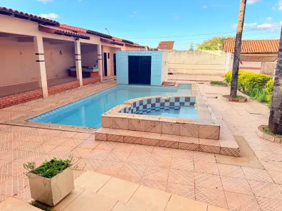 Sobrado com 4 Quartos para alugar, 300m² no Setor Habitacional Vicente Pires - Trecho 3, Brasília