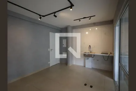 Kitnet com 1 Quarto à venda, 38m² no Vila Suzana, São Paulo
