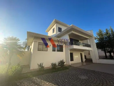 Casa com 5 Quartos para alugar, 700m² no Ingá Alto, Betim
