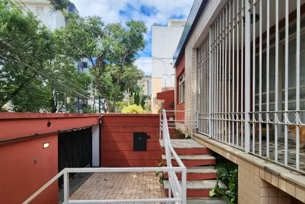 Casa com 3 Quartos à venda, 210m² no São Lucas, Belo Horizonte