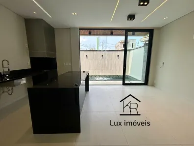 Casa de Condomínio com 4 Quartos à venda, 267m² no Novo Aleixo, Manaus