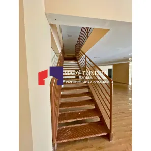 Ponto Comercial para alugar, 523m² no Chapada, Manaus
