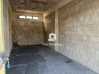 Sala Comercial à venda, 32m² no Itaipu, Niterói