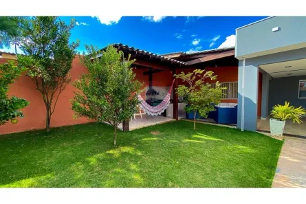 Casa de Condomínio com 3 Quartos à venda, 170m² no Região dos Lagos, Brasília