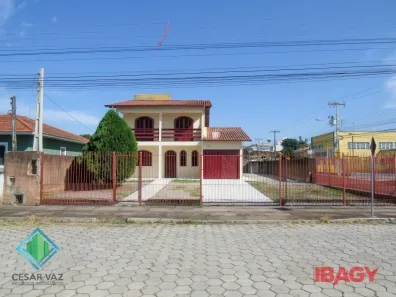 Casas à venda em Palhoça, SC - Viva Real