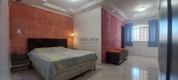 Casa com 5 Quartos à venda, 280m² no Taguatinga Norte, Brasília