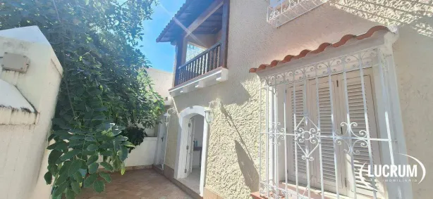 Casa com 3 Quartos para alugar, 300m² no Laranjeiras, Rio de Janeiro